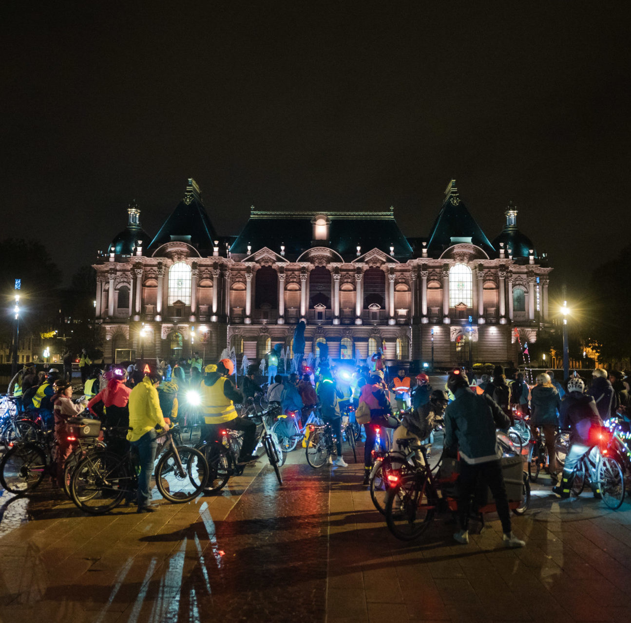 50-_ADM7700-aspect-ratio-1295-1280